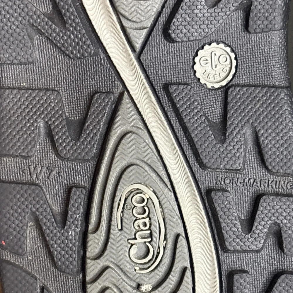 Chaco‎ Z Volv X2 Black Sandals Womens Size 7 Hiking Beach Boho Nature